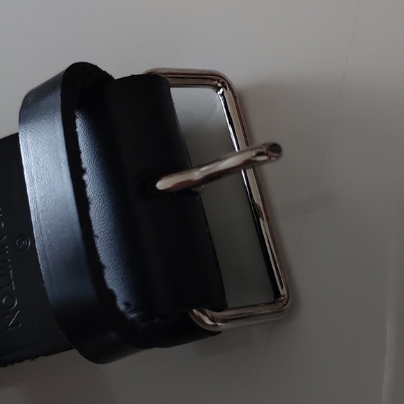 Louis Vuitton Poignet Black - Picture 4 of 5